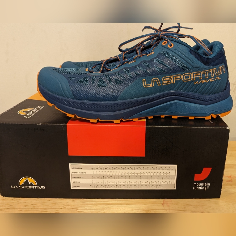 The shoe is too small and I can't return them